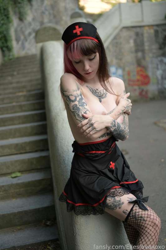 Elleslovexoxo - Fansly - 30 Jul, 2023 10