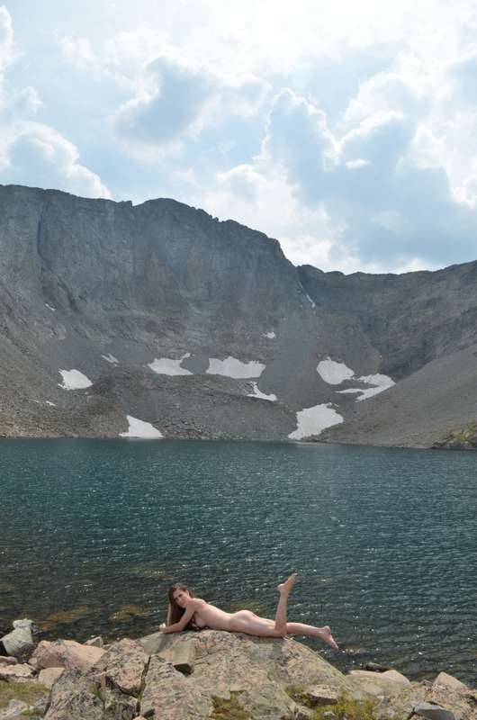 More naked pics from my hike :) 7