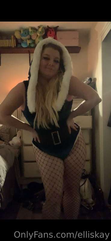 The lighting from this angle wasn’t great. But I still look .. 3