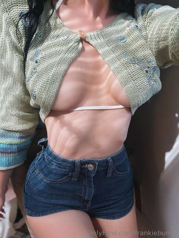 Frankieroselli - Onlyfans - 03 Apr, 2024