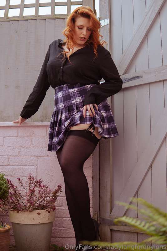 On second thoughts maybe my skirt is a little too short for .. 9