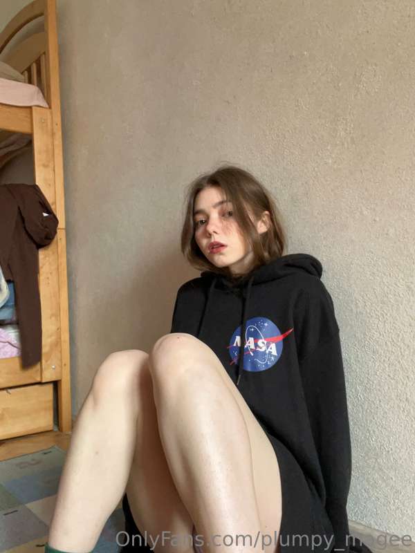 🤍 2