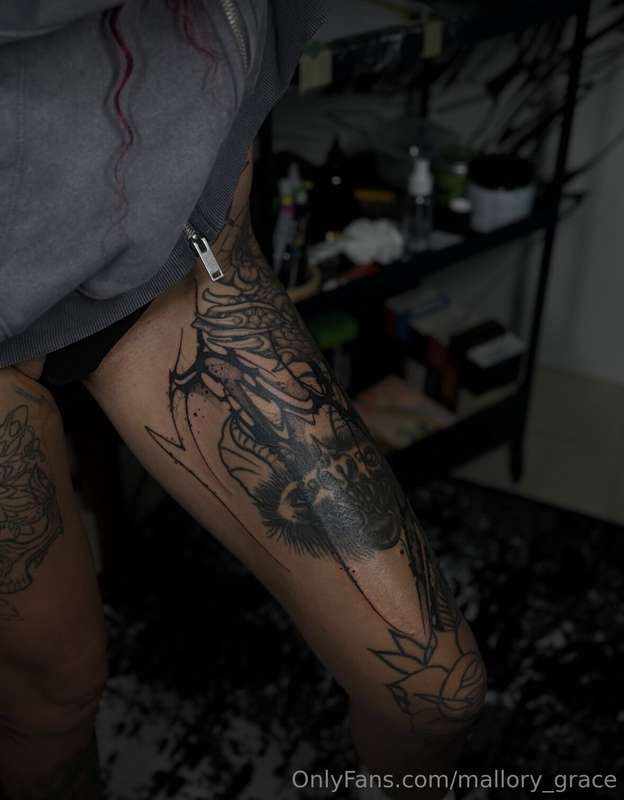 Tattoos are my language, knives are my game 😈Are you brave e..