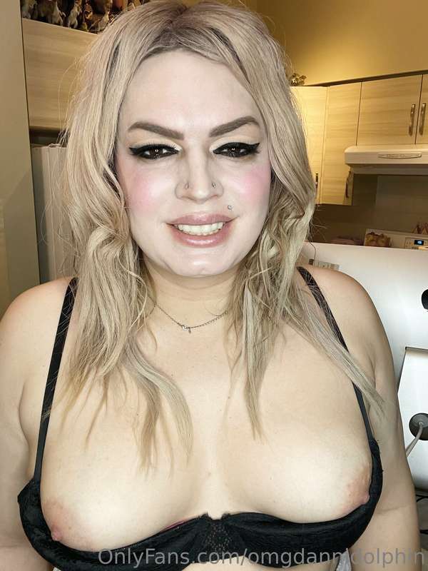 Tits on display 💙💙 2