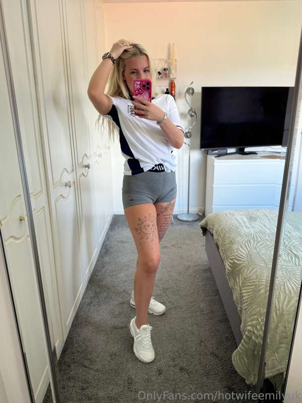Predictions for tonight?? 🏴󠁧󠁢󠁥󠁮󠁧󠁿⚽️