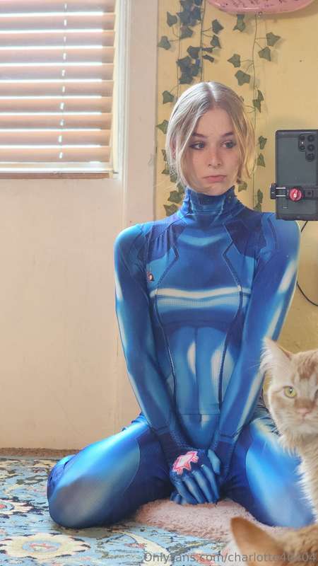 WARNING:Charlotte with no ears spotted + kitty cat ;3