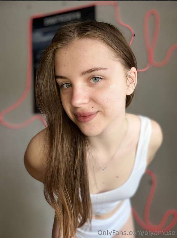 💖 Free subscription today only 💖Cutie @jenny_ro loves gettin..