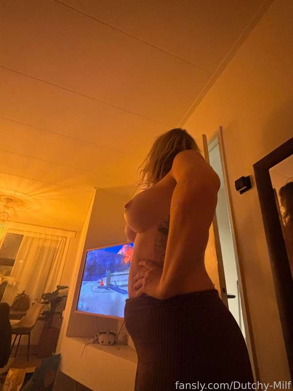 Dutchy-Milf - Fansly - 18 Jan, 2025
