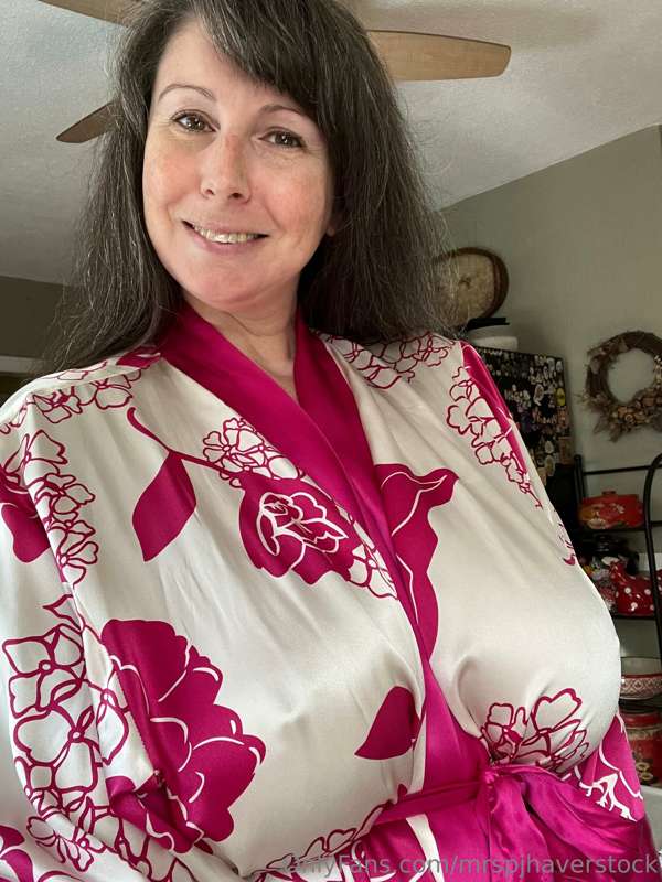 Back in my robe & thinking about some lunch… last 3 pics wer..