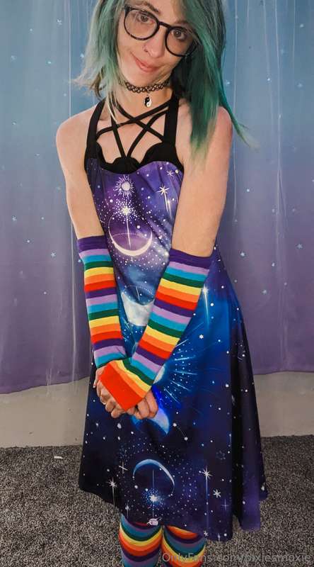 Pixiesmoxie - Onlyfans - 09 Jul, 2024 2