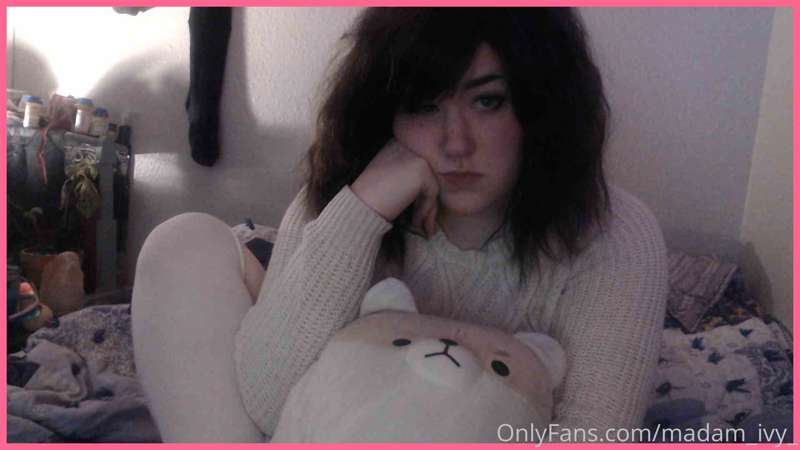 If you wanna see this slutty anime girl finger herself while.. 20