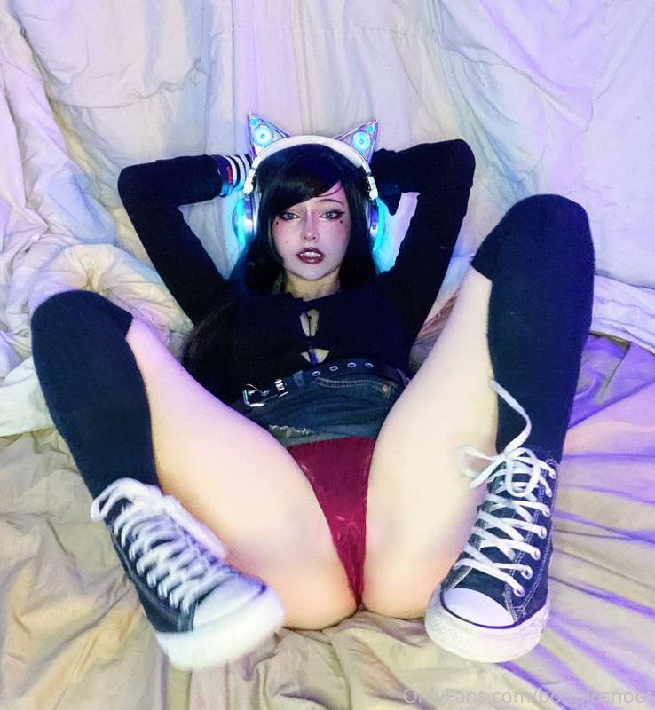emo outfit won the poll, which was pretty easy since this is.. 7