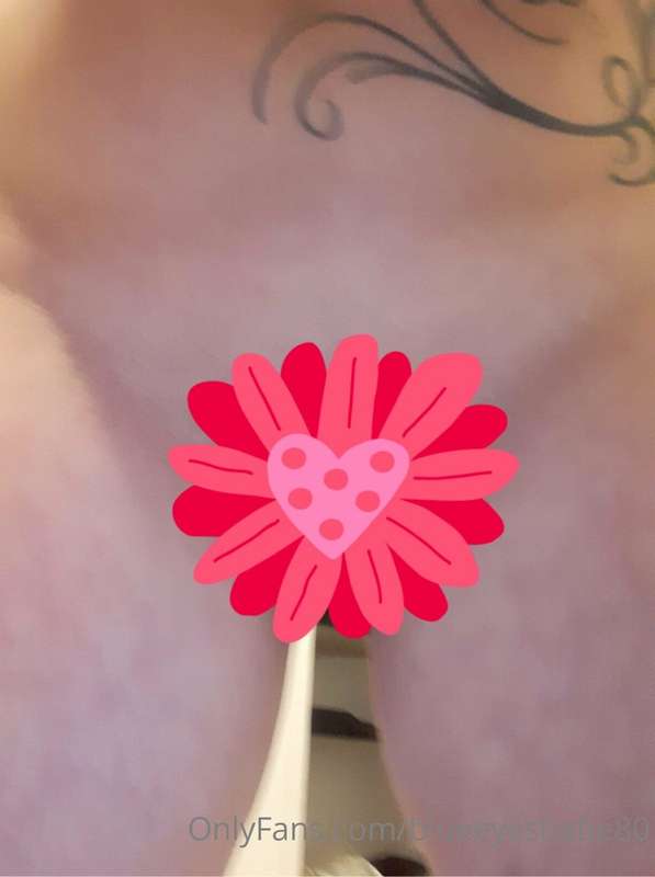 Titty Tuesday or is it Taco Tuesday?🤔🥵 2