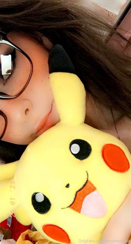 Pika pika 🥵 

Tips appreciated