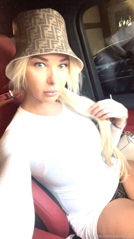 Today is a good day to be a Sunday slut for me 💕😏😋 all you h..
