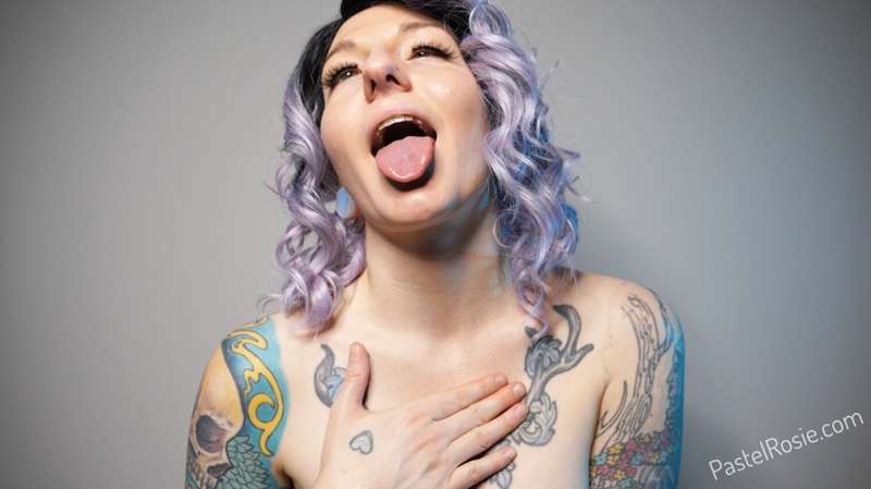 Ahegao for days 😜