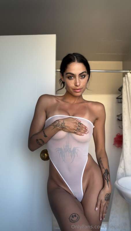Want to shop my new lingerie collection? DM me with 💖 for al..