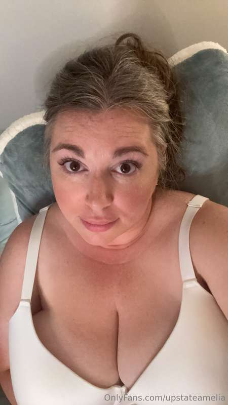 Wanna sext? 👻 send me a message to join the fun 💋😍