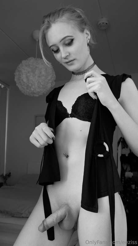 Eeziss - Onlyfans - 21 May, 2025 17