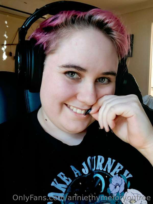 A cute selfie for you!