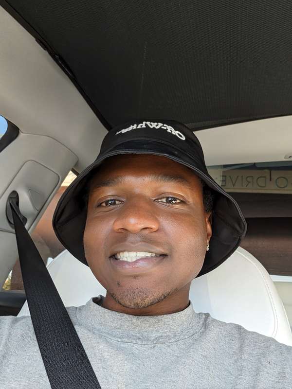 i appreciate yall support and if there's anyone whos been he..