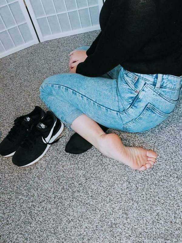 Sweaty, smelly silky soles... 

On a scale of 1 to 10... how.. 1