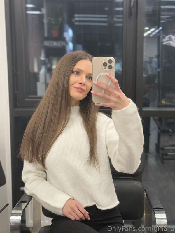 Hair care days are sacred 💇‍♀️ The salon is where I go to sl..