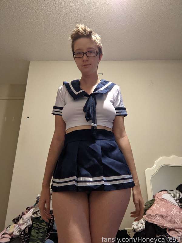 Honeycake93 - Fansly - 09 Feb, 2023