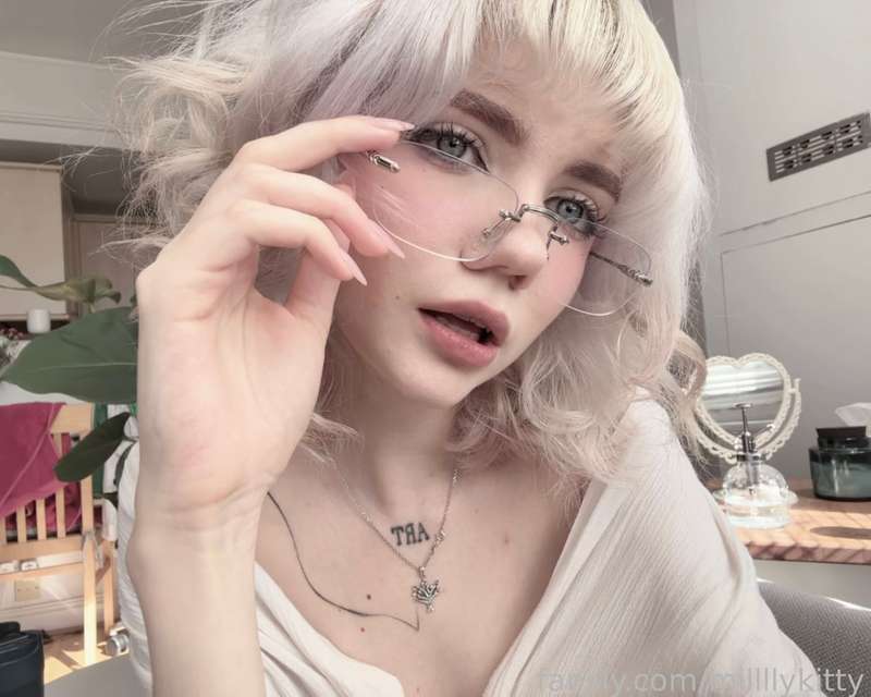 Millllykitty - Fansly - 16 Mar, 2024