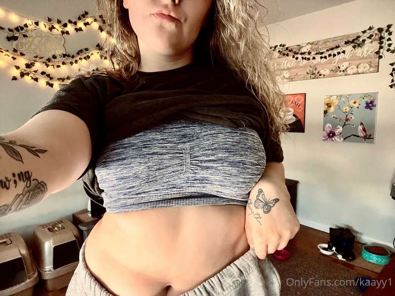 how much do you like my curves?❤️