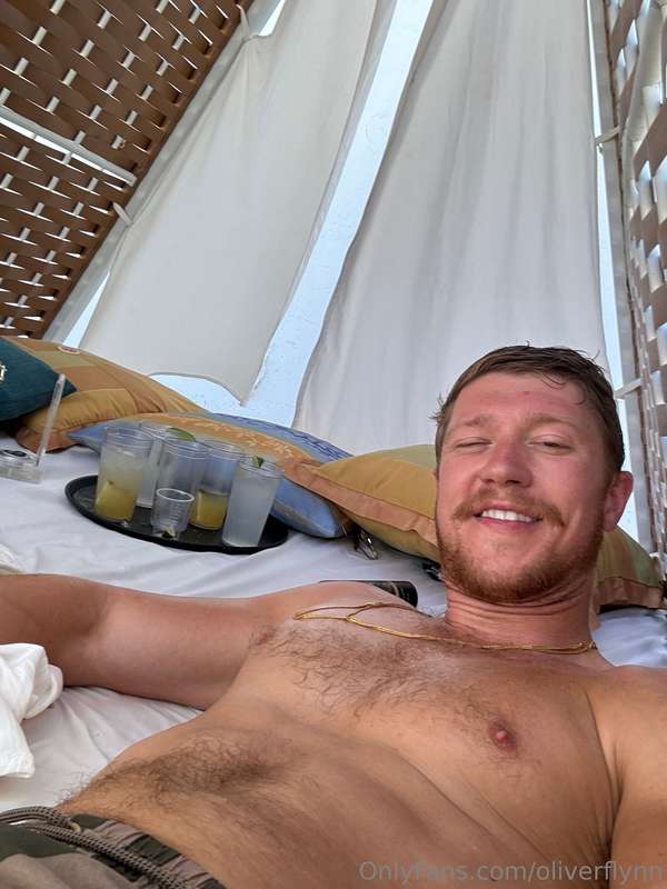 how would you like to sleep beside me? 🤔