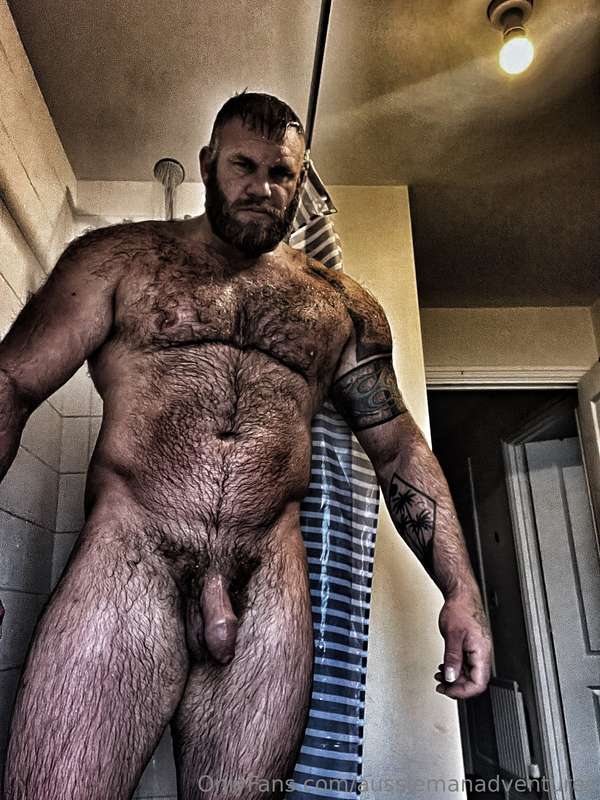 Can anyone help scrub my back and crack 😉