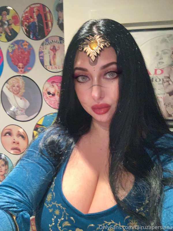 Fairuzapersiana - Onlyfans - 01 Nov, 2021