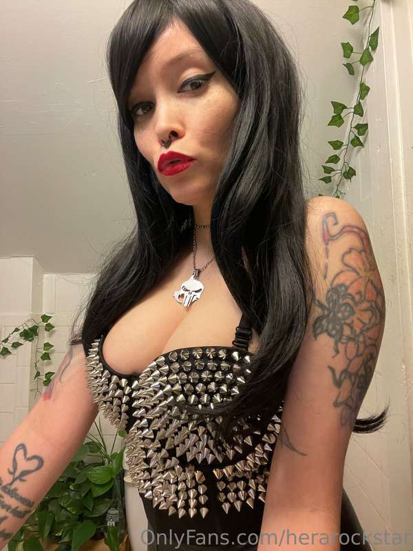 What would you do to me in this outfit ?