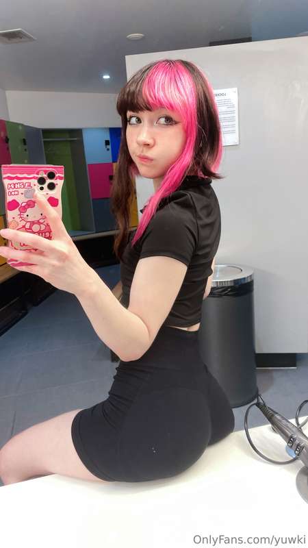 long time no gym selfie dump! lmk if u still want me to post.. 22