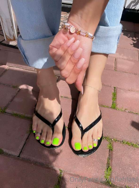 Hello Green 🥰💚💚💚 3