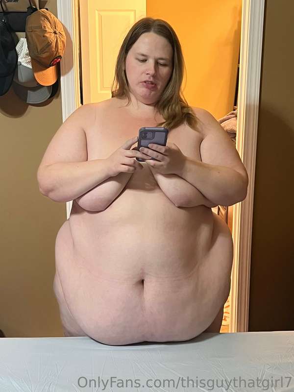 Some candid pics of my beautiful gf 😍 6