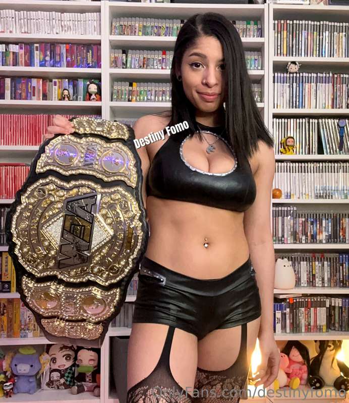 Should I do a wrestling photo set 😜