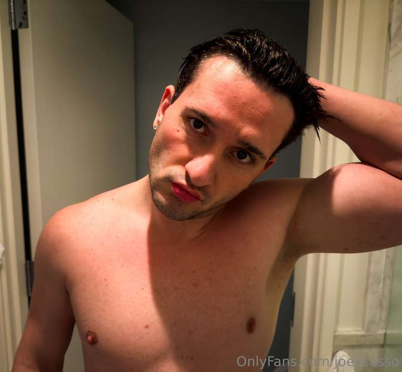 I'm thinking about why you're not in my DMS 🤨