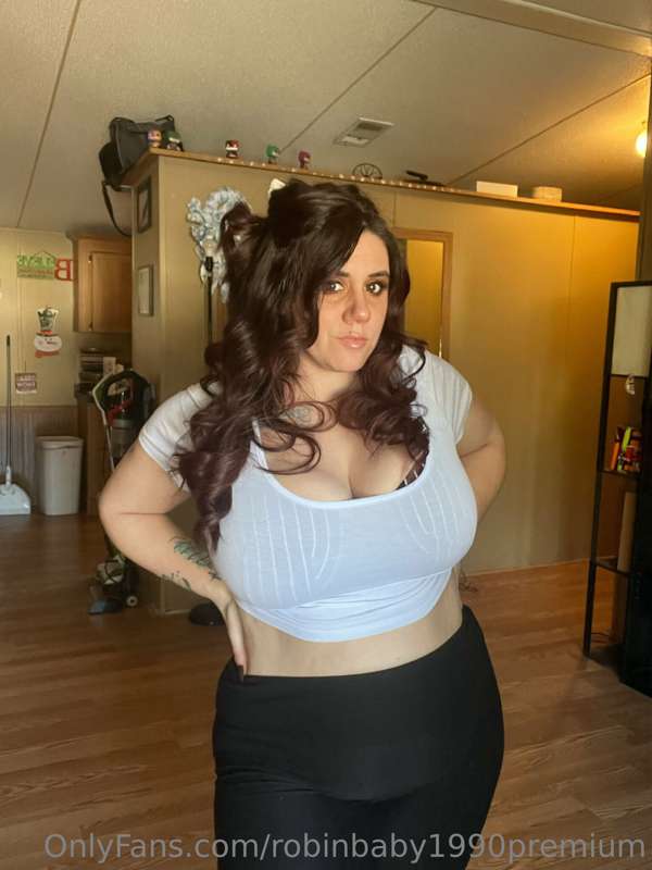 Part one of Wednesday photo upload! The non nudes 17