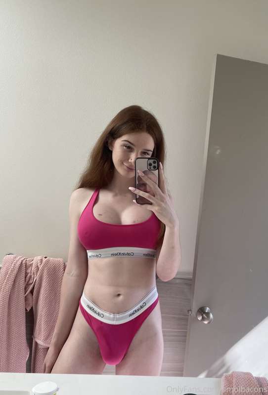 Did you even notice my bulge? 😜 5