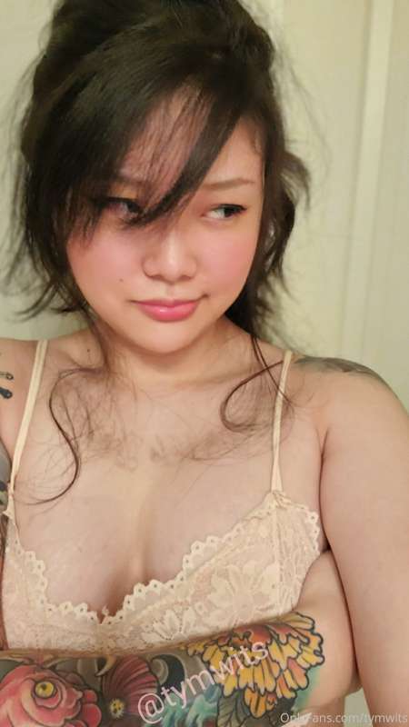 Took alot of photos today! Nude and non nude:3 
[Non nude] c.. 9