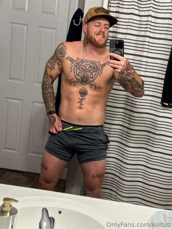 Good lil home workout sesh. Anyone have any other ideas for .. 1