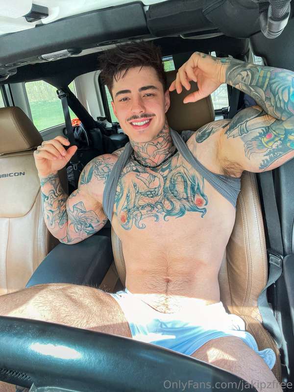 Wanna go for a ride 😏..?My EXPLICIT 🔞 content 👉 @Jakipz Only..