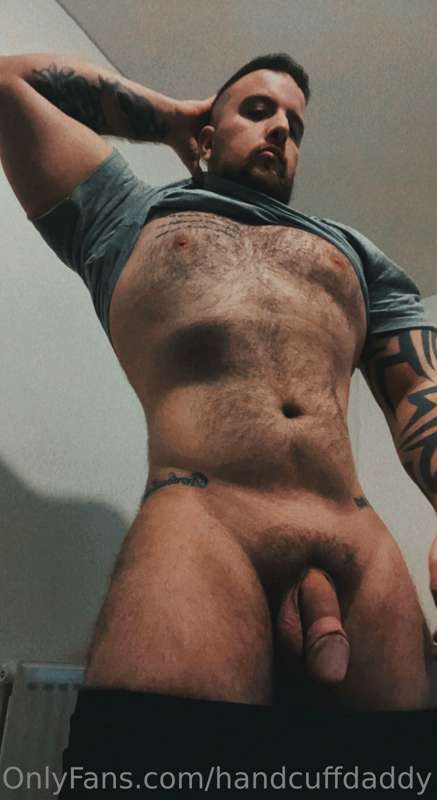 Swipe right to slowly take my clothes off baby ❤️😈🎁💦 2