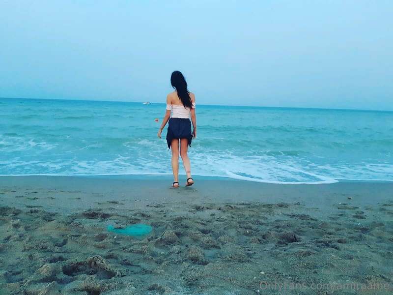 I always feel at home by the sea 🌊☀️