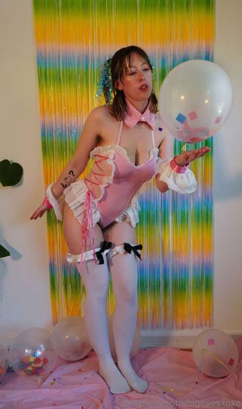 here's my birthday outfit 🥰 3