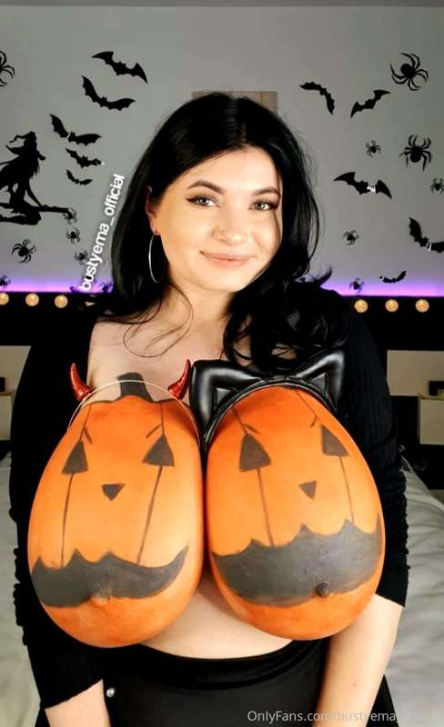 Trick or treat ? 👻🎃