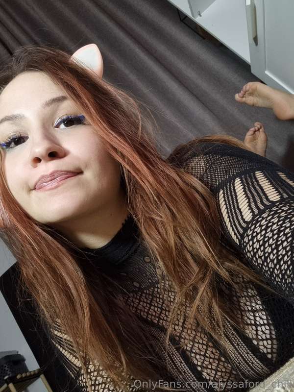 in the pose 😊 2