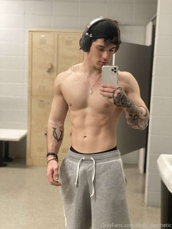 Deek_Aesthetic - Onlyfans - 26 Nov, 2019 1